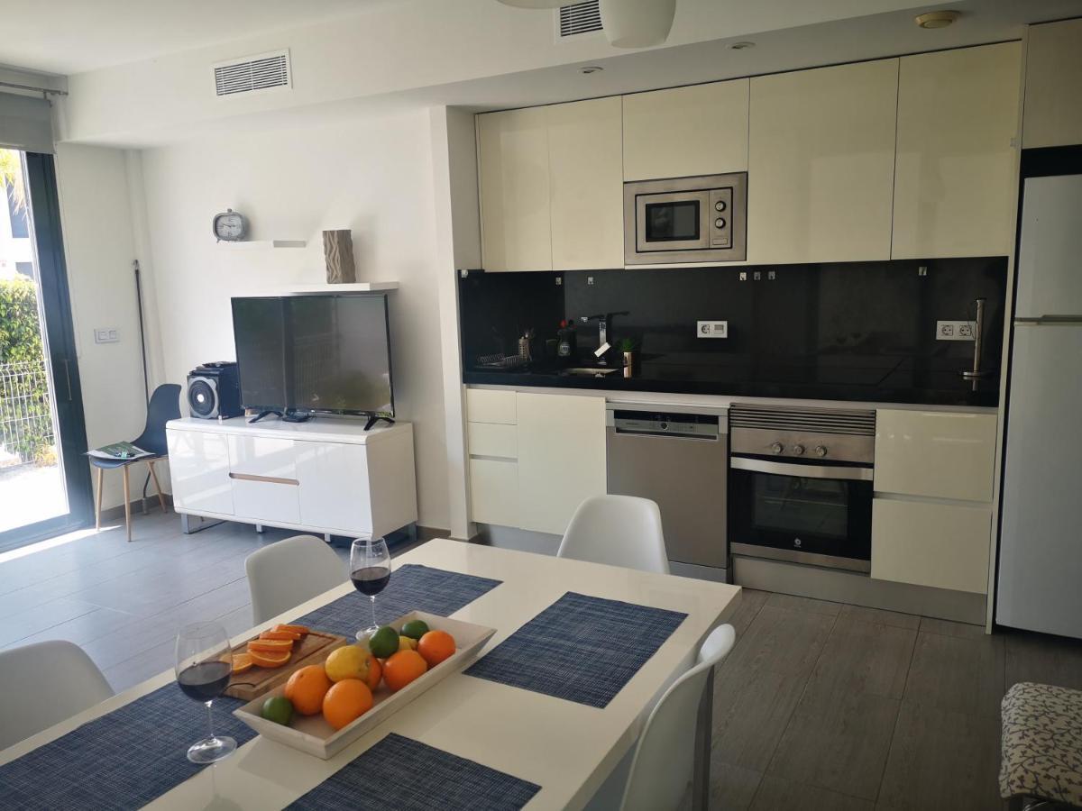 Punta Prima Villa 3 Bedrooms And Solarium Sea View Torrevieja Eksteriør bilde